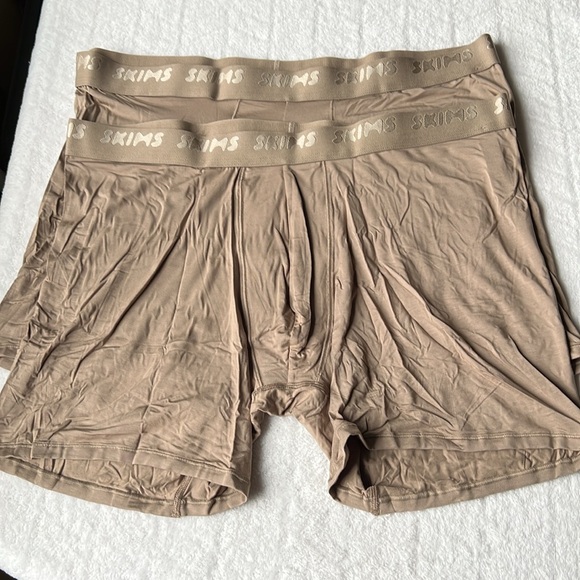 (2) SKIMS Men’s 5” Stretch Modal Boxer Briefs - Picture 3 of 10